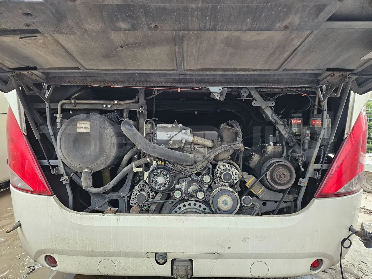 Neoplan Skyliner L- EURO 6 - 368 kW - 14.00m - rear hatch open