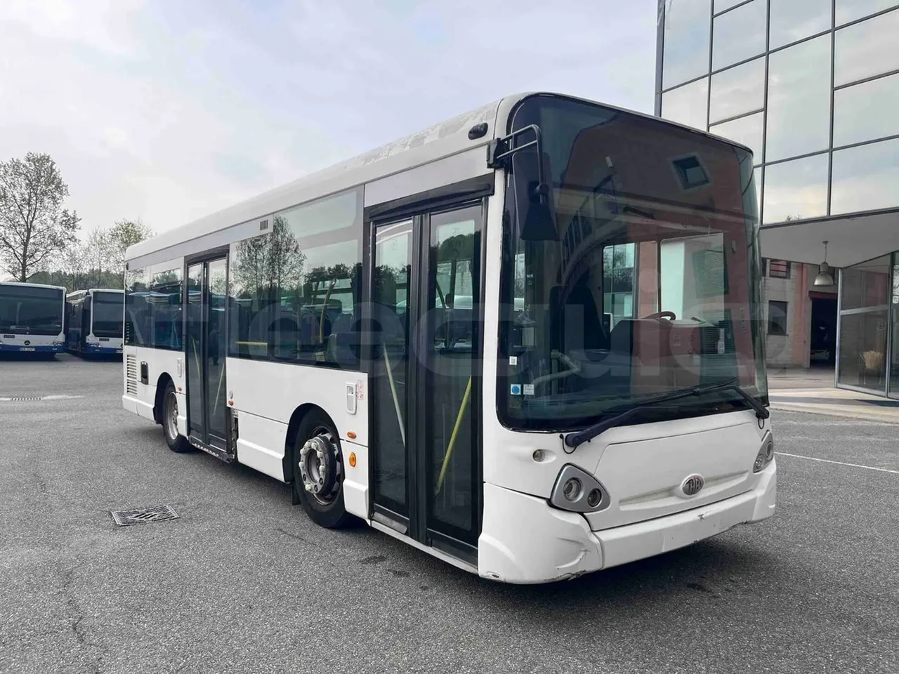 Heuliez GX127 GX127  - Euro5 - 160kW - 9.420mt - 3/4 front right doors