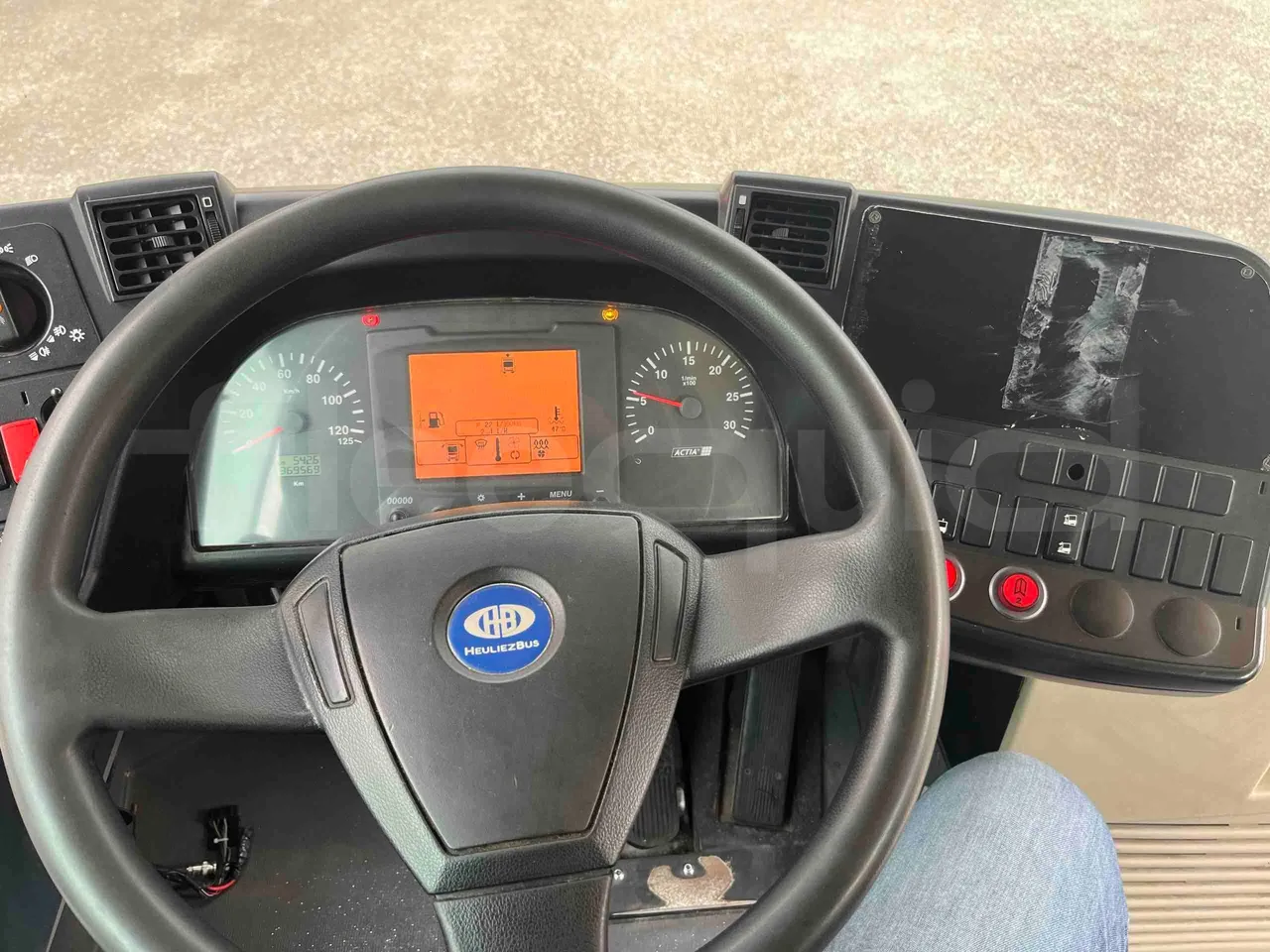Heuliez GX127 GX127  - Euro5 - 160kW - 9.420mt - radio accessories photo
