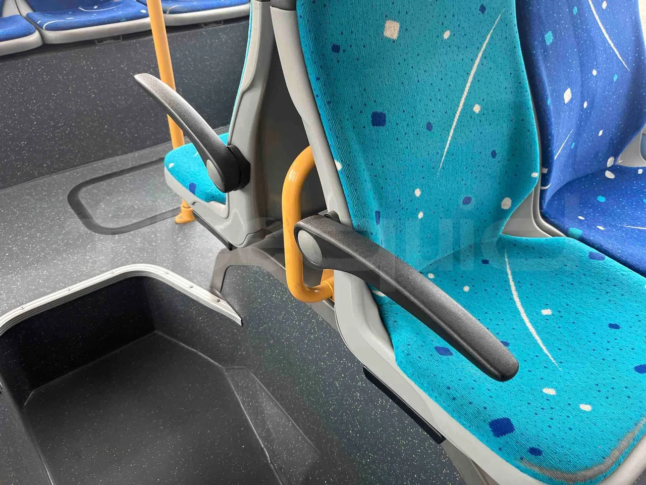 Heuliez GX127 GX127  - Euro5 - 160kW - 9.420mt - armrest detail photo