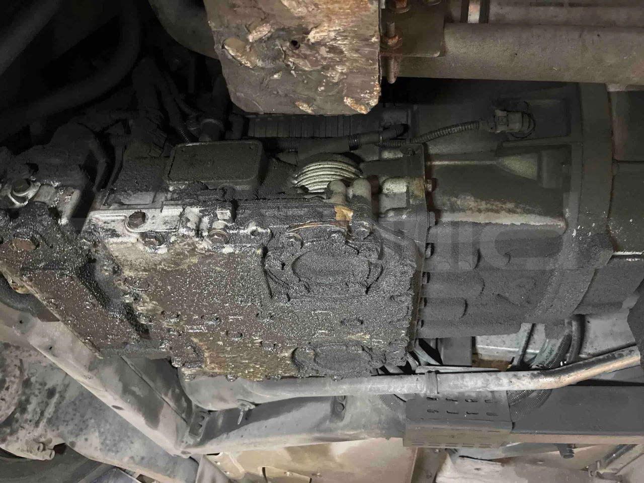 Heuliez GX127 GX127  - Euro5 - 160kW - 9.420mt - gearbox plate photo