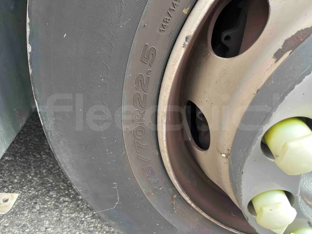 Heuliez GX127 GX127  - Euro5 - 160kW - 9.420mt - front left tire measurements