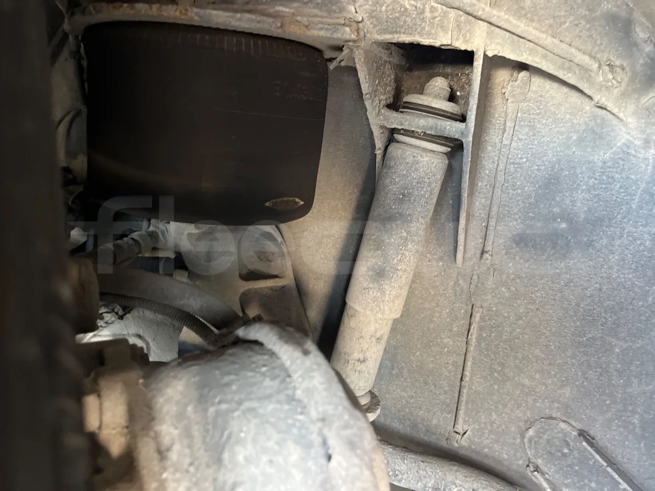 Man Lion's City T A78 - EUR4 - 191kW - 11.857m - front air springs left