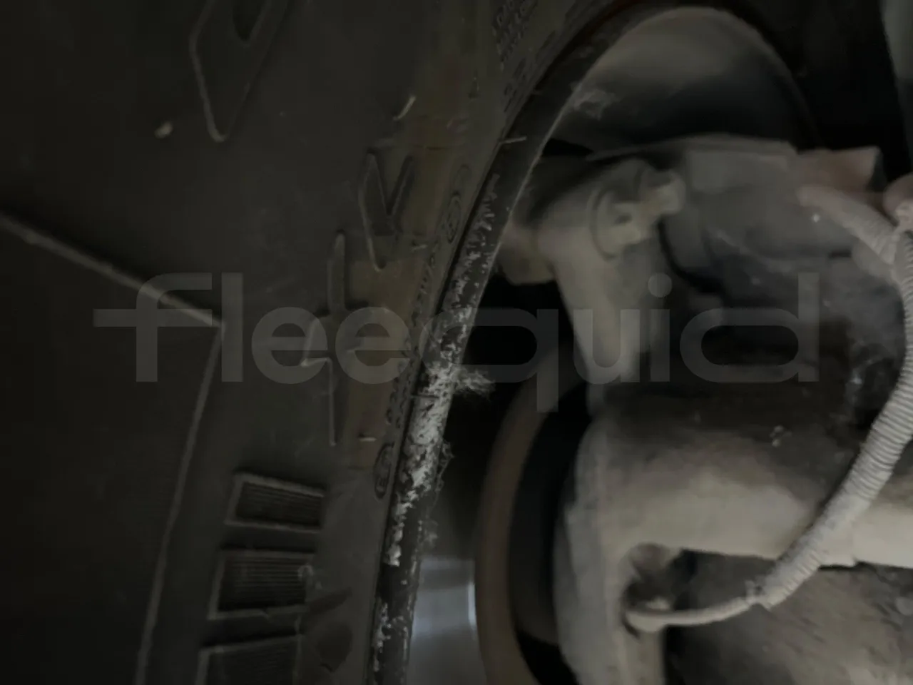 Man Lion's City T A78 - EUR4 - 191kW - 11.857m - front brake calipers right