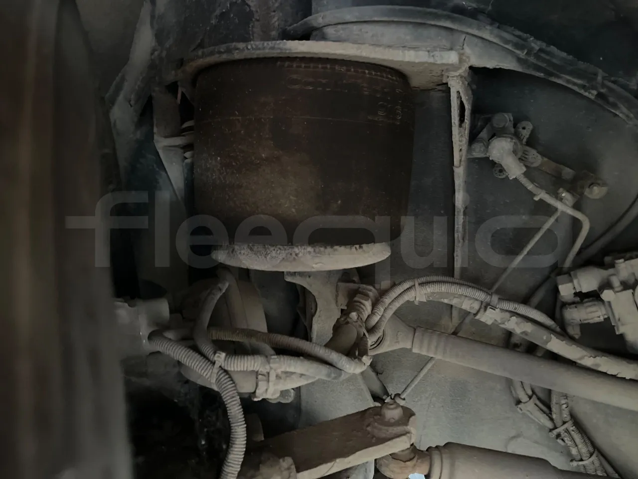 Man Lion's City T A78 - EUR4 - 191kW - 11.857m - front shock absorbers right
