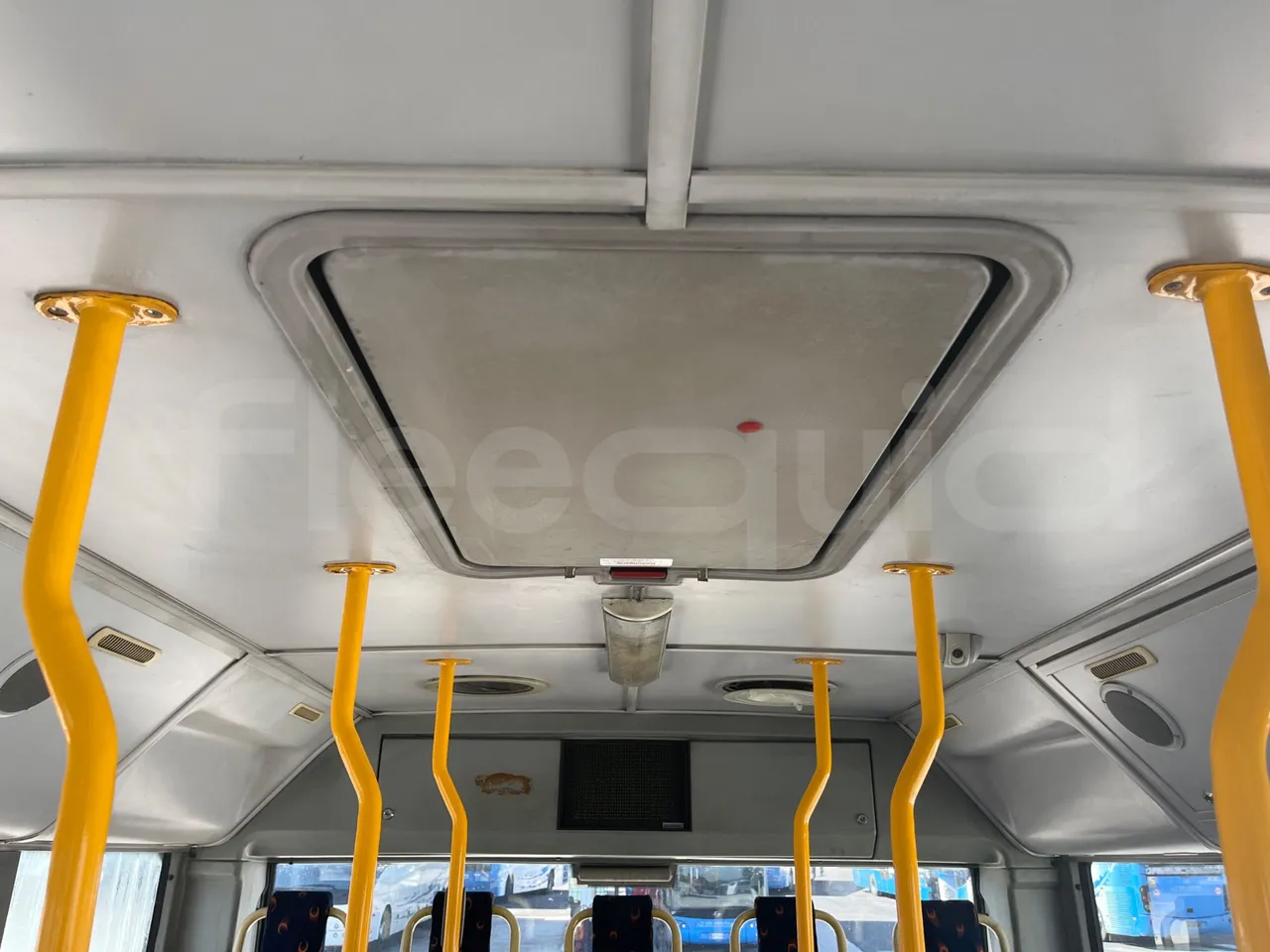 Man Lion's City T A78 - EUR4 - 191kW - 11.857m - roof hatch 2