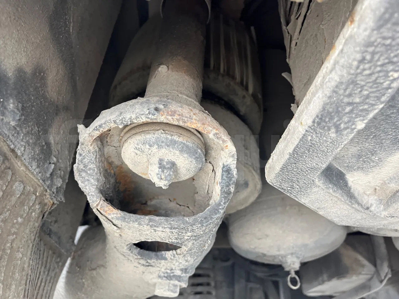 Man Lion's City T A78 - EUR4 - 191kW - 11.857m - axle 2 shock absorbers 2 left