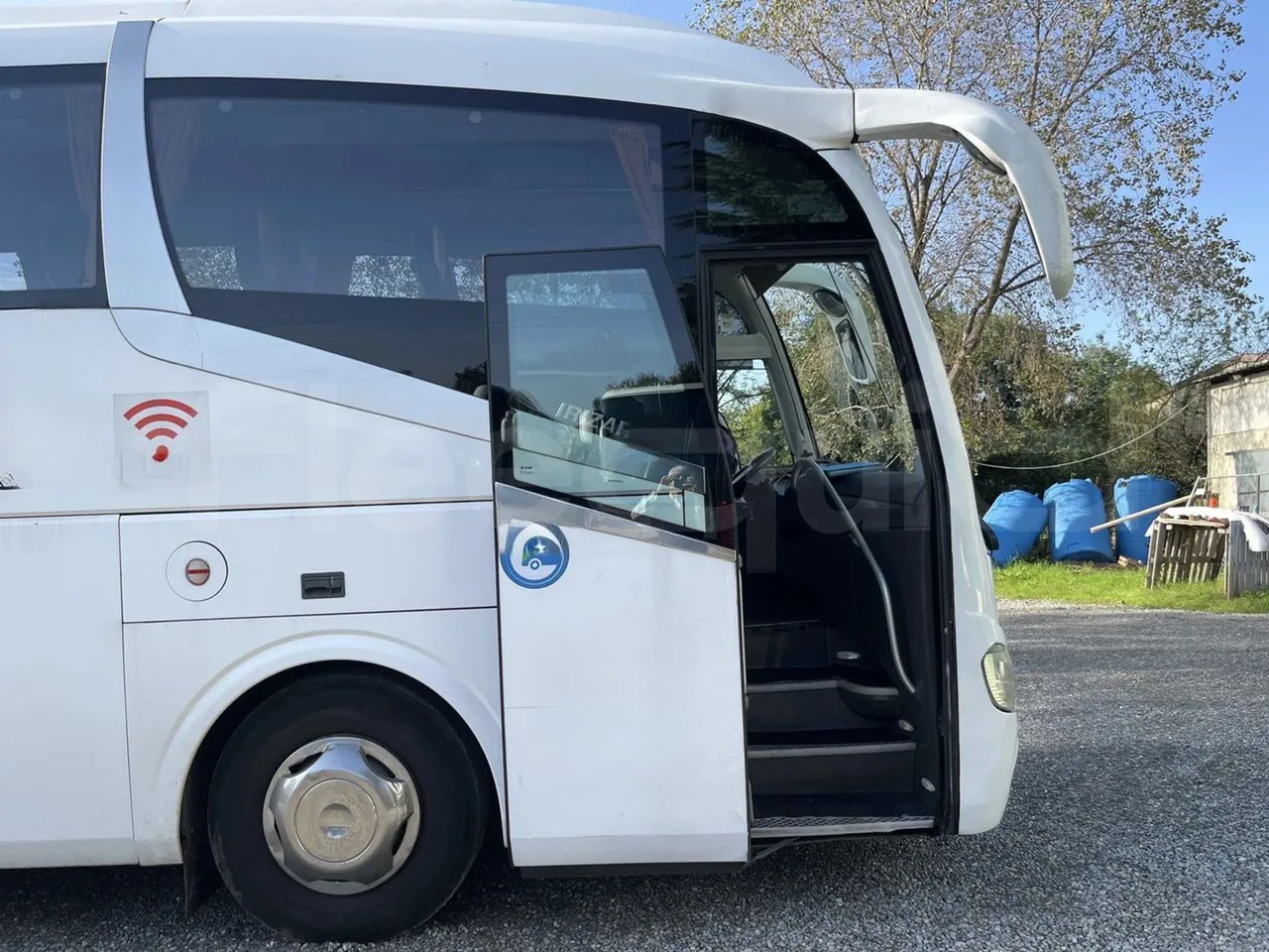 Irizar i6 M325-10 - EUR5 -  324kW - 12.2m - front door 1 open