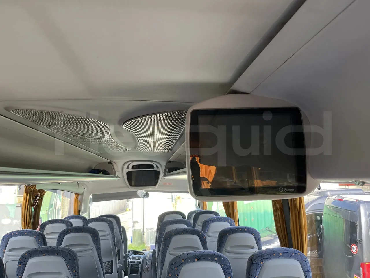 Irizar i6 M325-10 - EUR5 -  324kW - 12.2m - monitor detail photo
