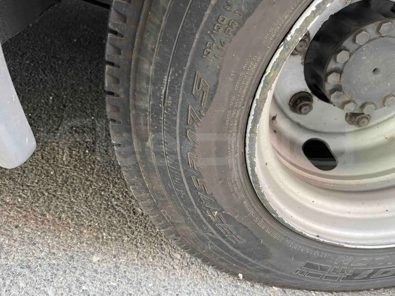 Iveco Mago 2 - Second Axle Left Side: Tyre Size