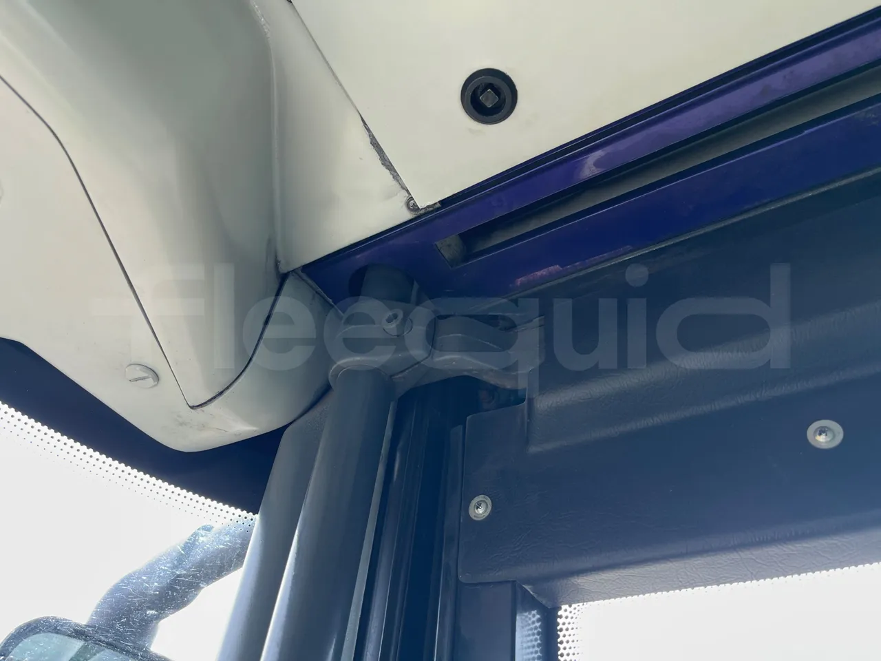 Mercedes-Benz OC500LE 1830H - EUR4 - 220kW -13.200m - hostes microphone accessories photo