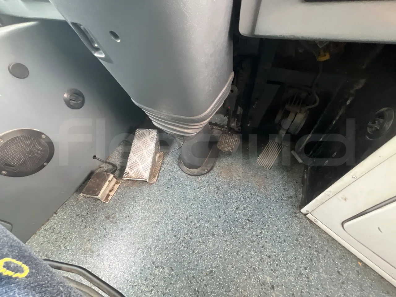 Mercedes-Benz OC500LE 1830H - EUR4 - 220kW -13.200m - onboard devices 1