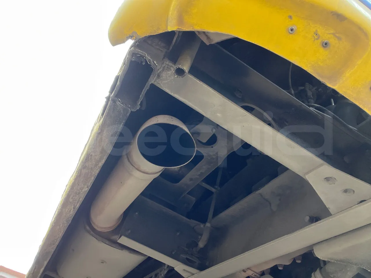 Mercedes-Benz OC500LE 1830H - EUR4 - 220kW -13.200m - axle 2 discs left