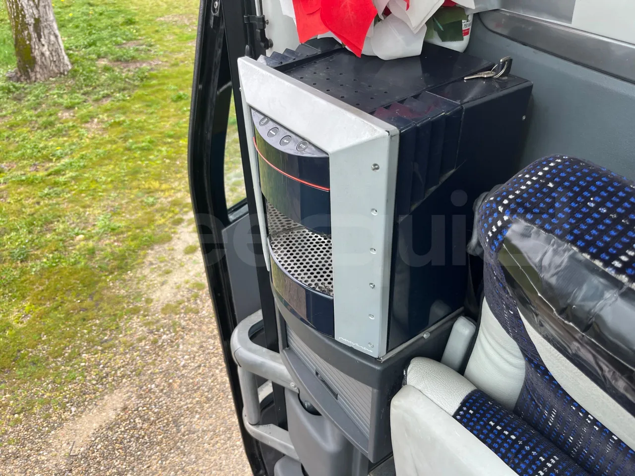 Irizar i6 12.35 - Euro6 - 305kW - 12.200mt - coffee machine accessories