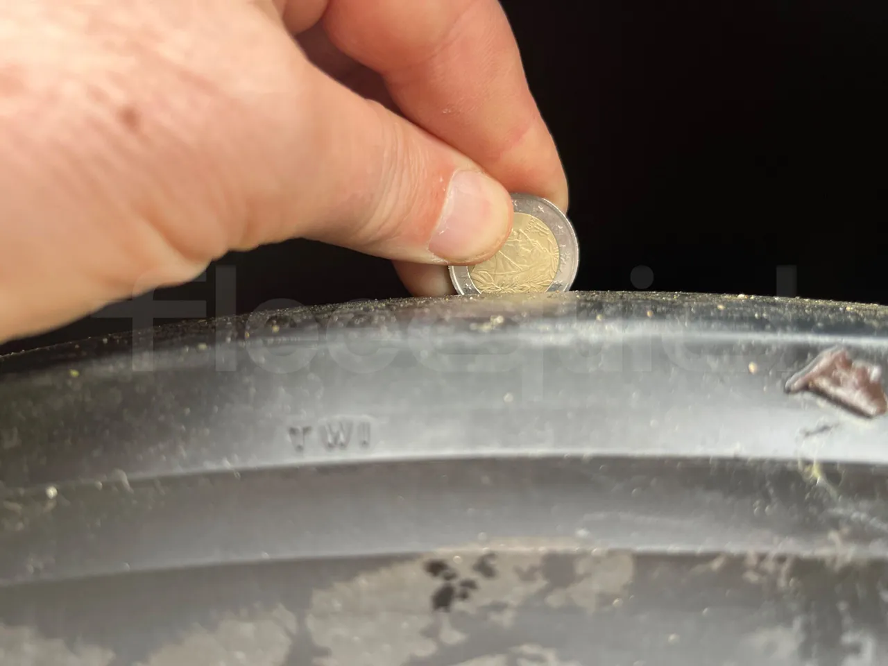 Irizar i6 12.35 - Euro6 - 305kW - 12.200mt - tread condition front tires left