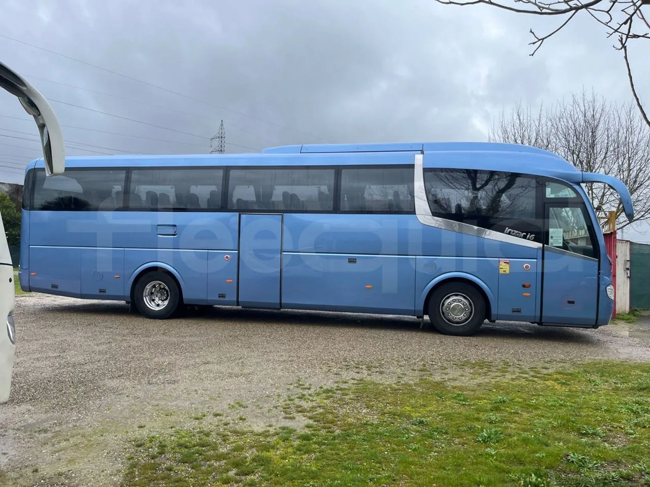 Irizar i6 12.35 - Euro6 - 305kW - 12.200mt - right side doors closed