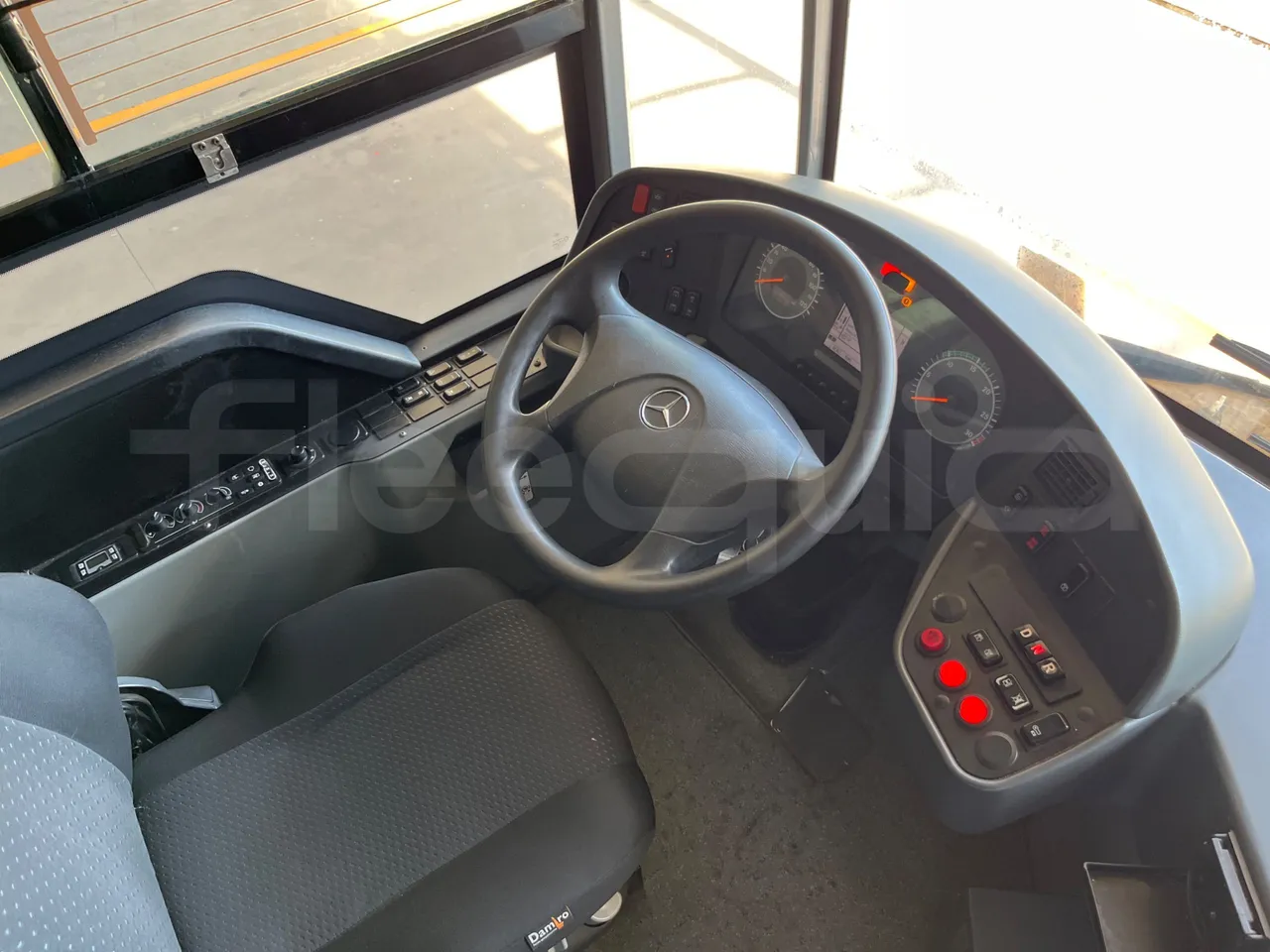 Mercedes-Benz Conecto 628B01 - EUR6 - 220kW - 11.966m - buttons panels on (mandatory for bus to scrap)
