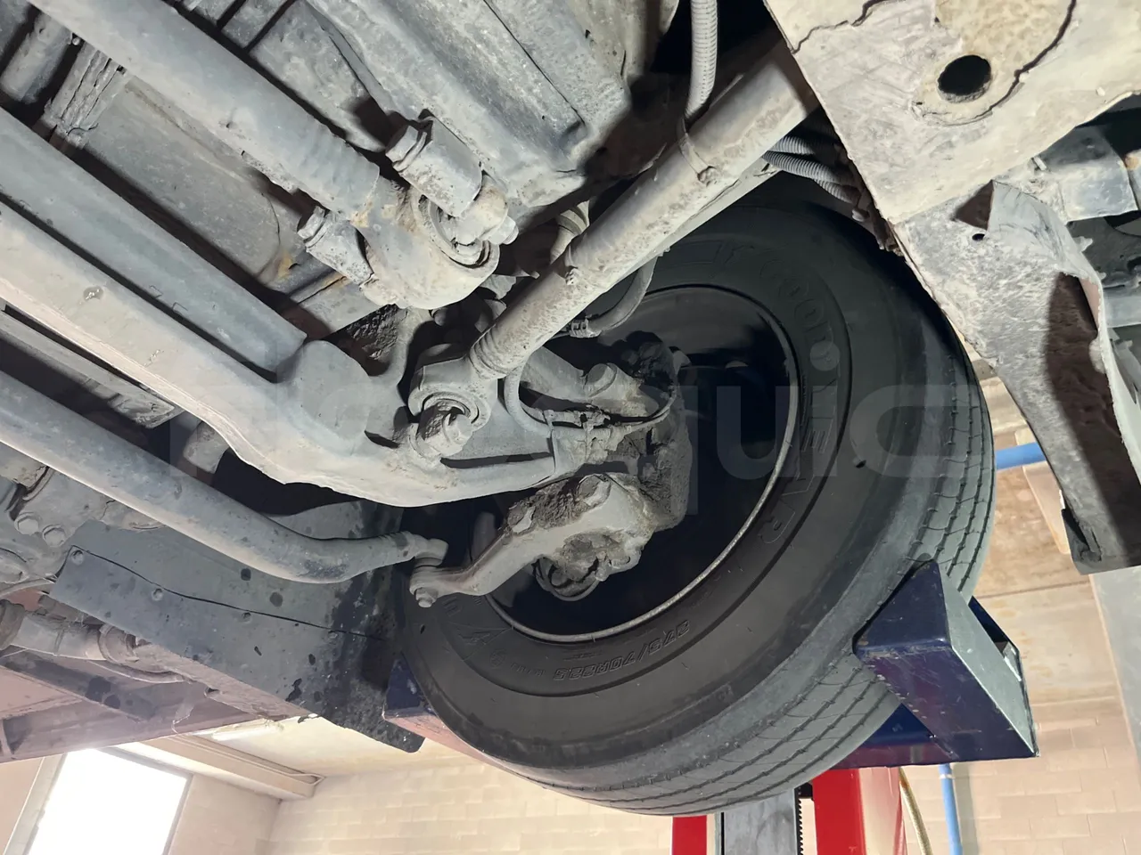 Mercedes-Benz Conecto 628B01 - EUR6 - 220kW - 11.966m - front axle left side