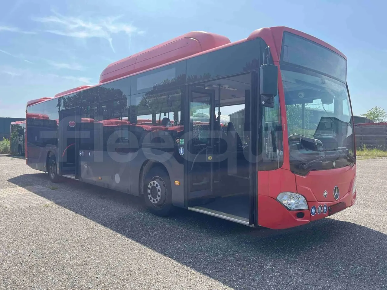 Mercedes-Benz Citaro - 3/4 right front doors open