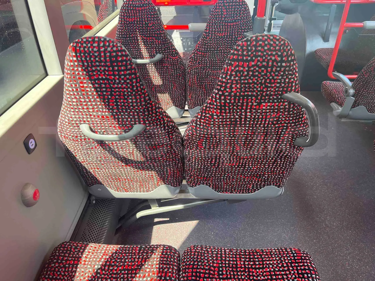 Mercedes-Benz Citaro - mesh detail photo