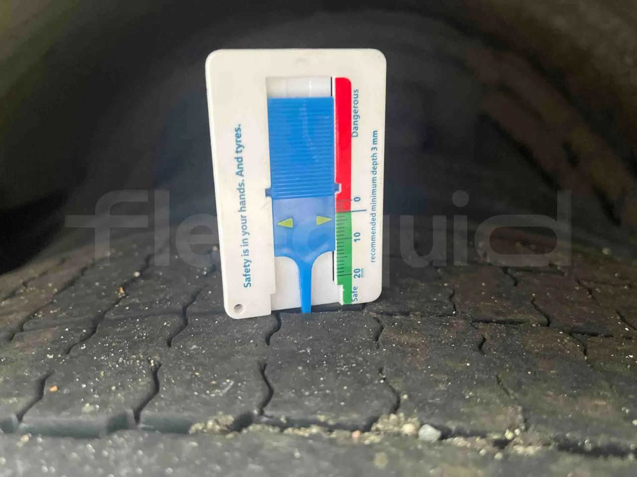 Mercedes-Benz Citaro - front left tire measurements