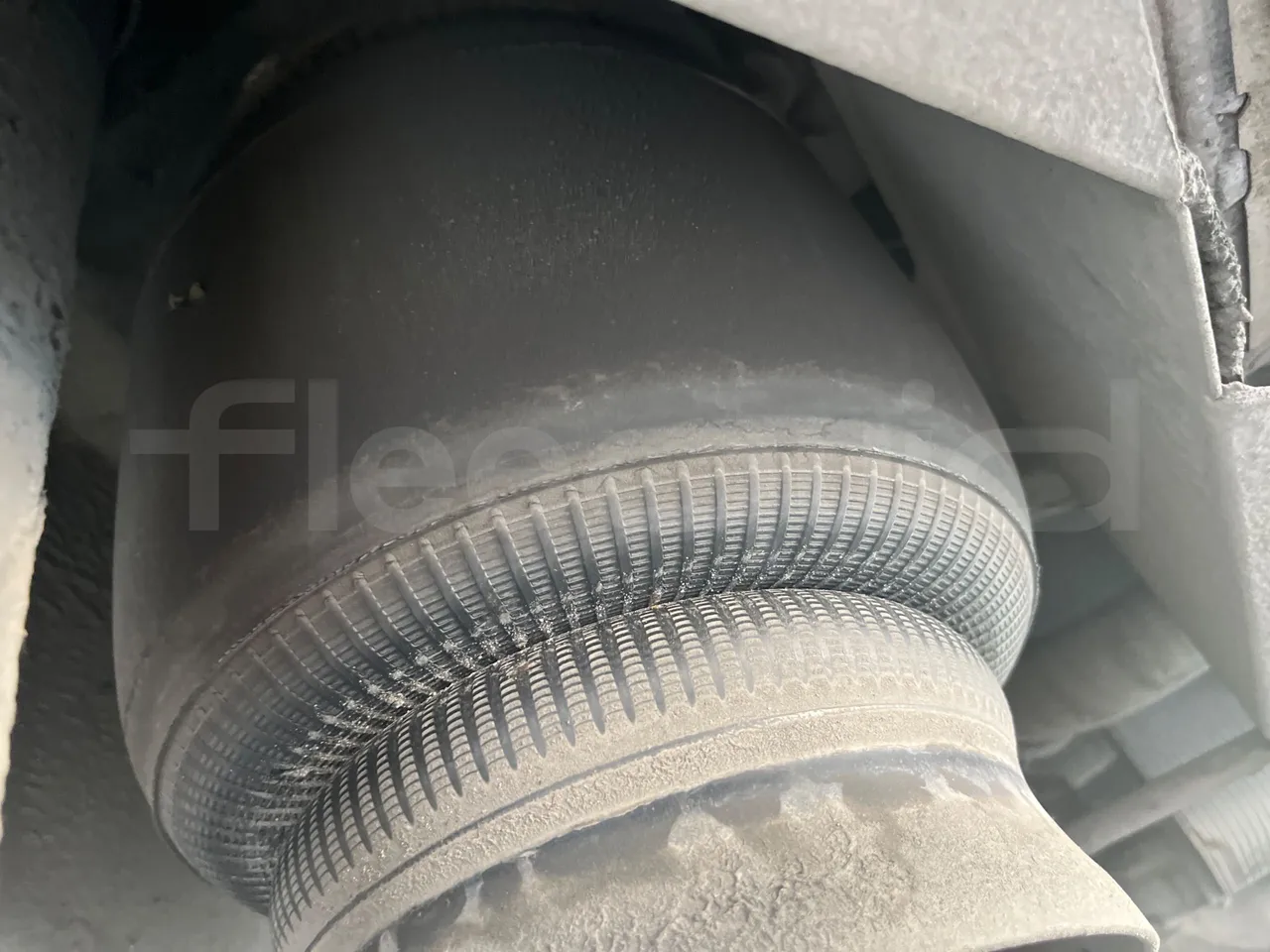 Setra S415 S415 UL-E5/ Euro 5 - 260 Kw - 12,2 Mt - axel 2 air springs 2 left