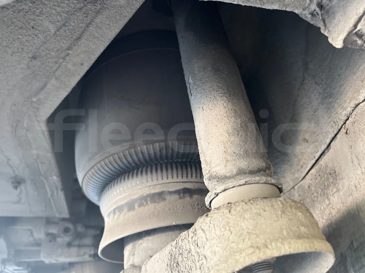 Setra S415 S415 UL-E5/ Euro 5 - 260 Kw - 12,2 Mt - axel 2 air springs 2 right