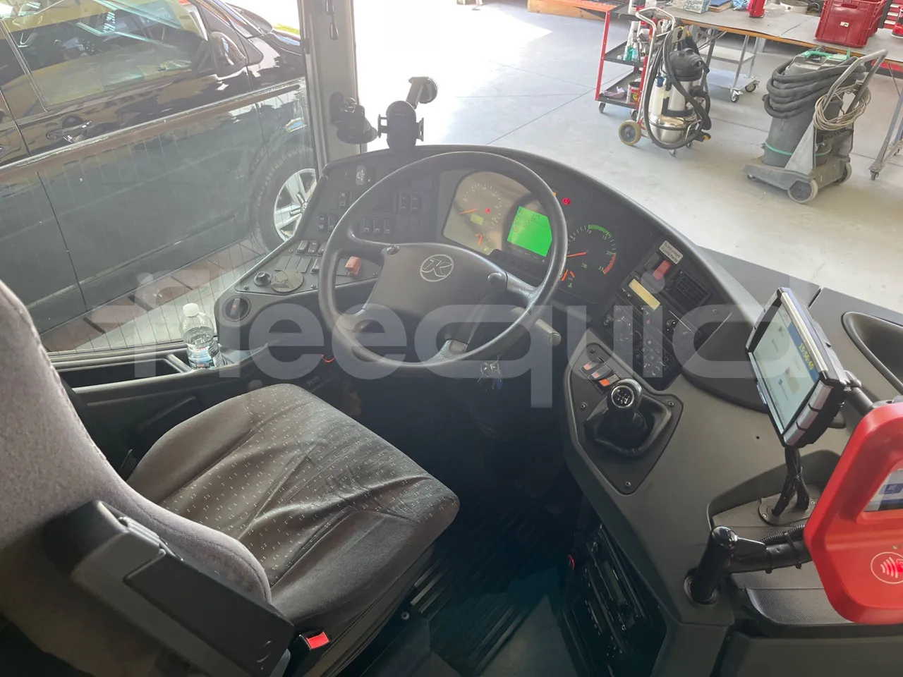 Setra S415 S415 UL-E5/ Euro 5 - 260 Kw - 12,2 Mt - buttons panels on (mandatory for bus to scrap)
