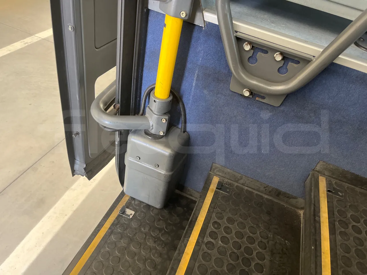 Setra S415 S415 UL-E5/ Euro 5 - 260 Kw - 12,2 Mt - door mechanism photo