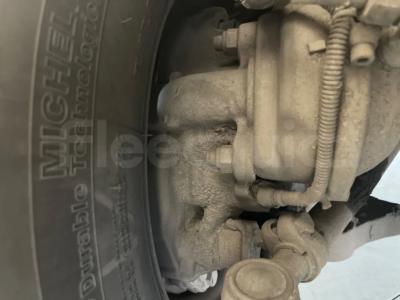 Setra S415 S415 UL-E5/ Euro 5 - 260 Kw - 12,2 Mt - front brake calipers right