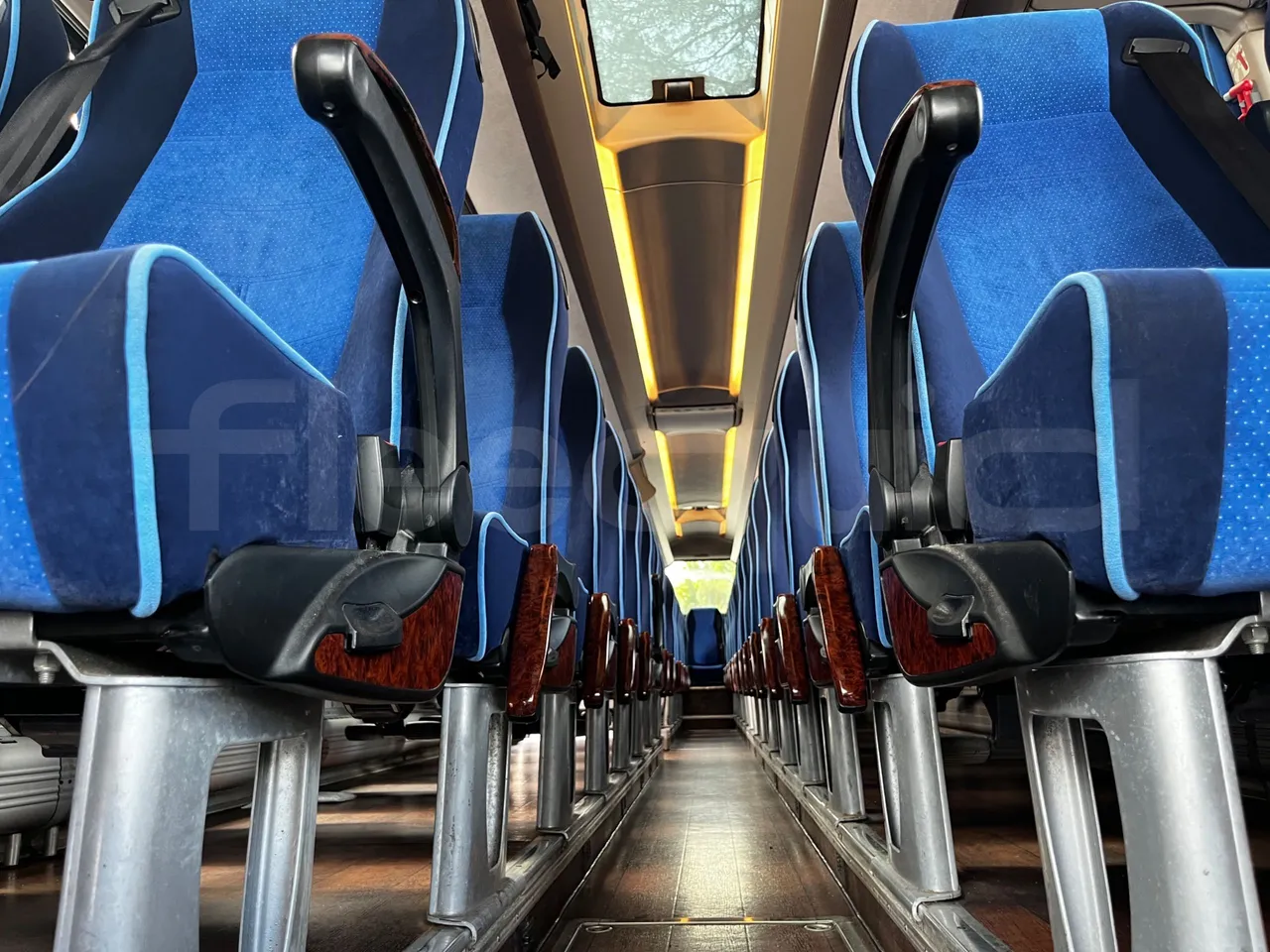 Iveco Magelys - seat brackets photo