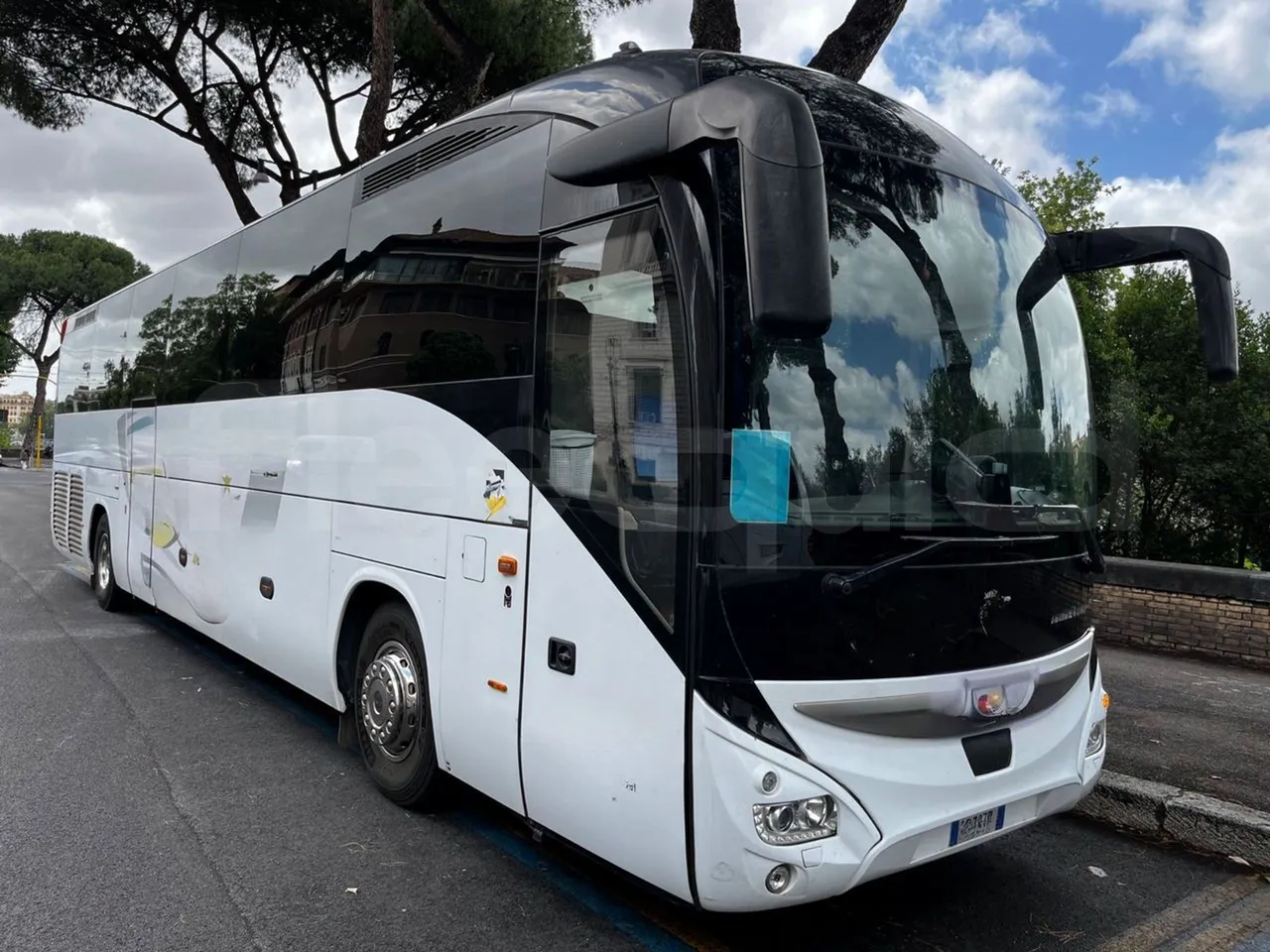 Iveco Magelys - Base cover photo