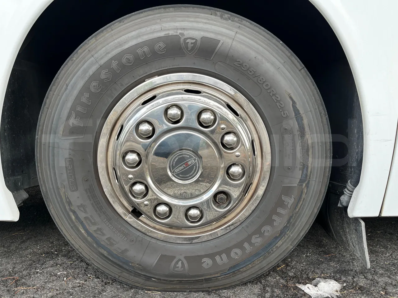 Iveco Magelys - front left tire measurements