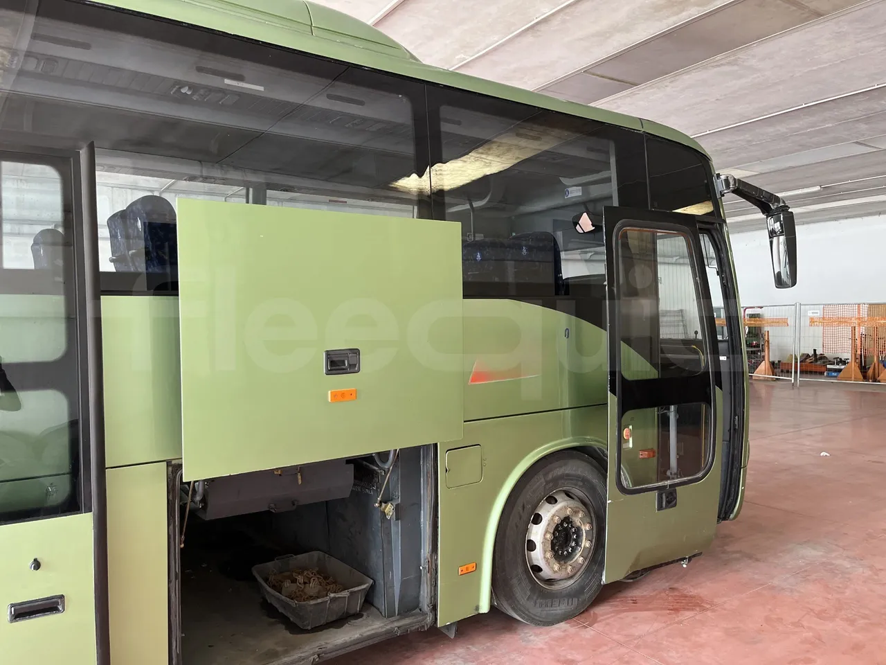 Temsa Safari - platform open photo