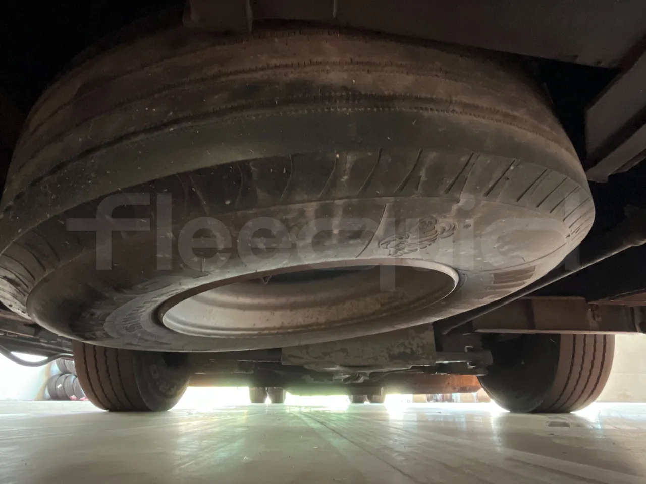 Temsa Safari - front undercarriage from front