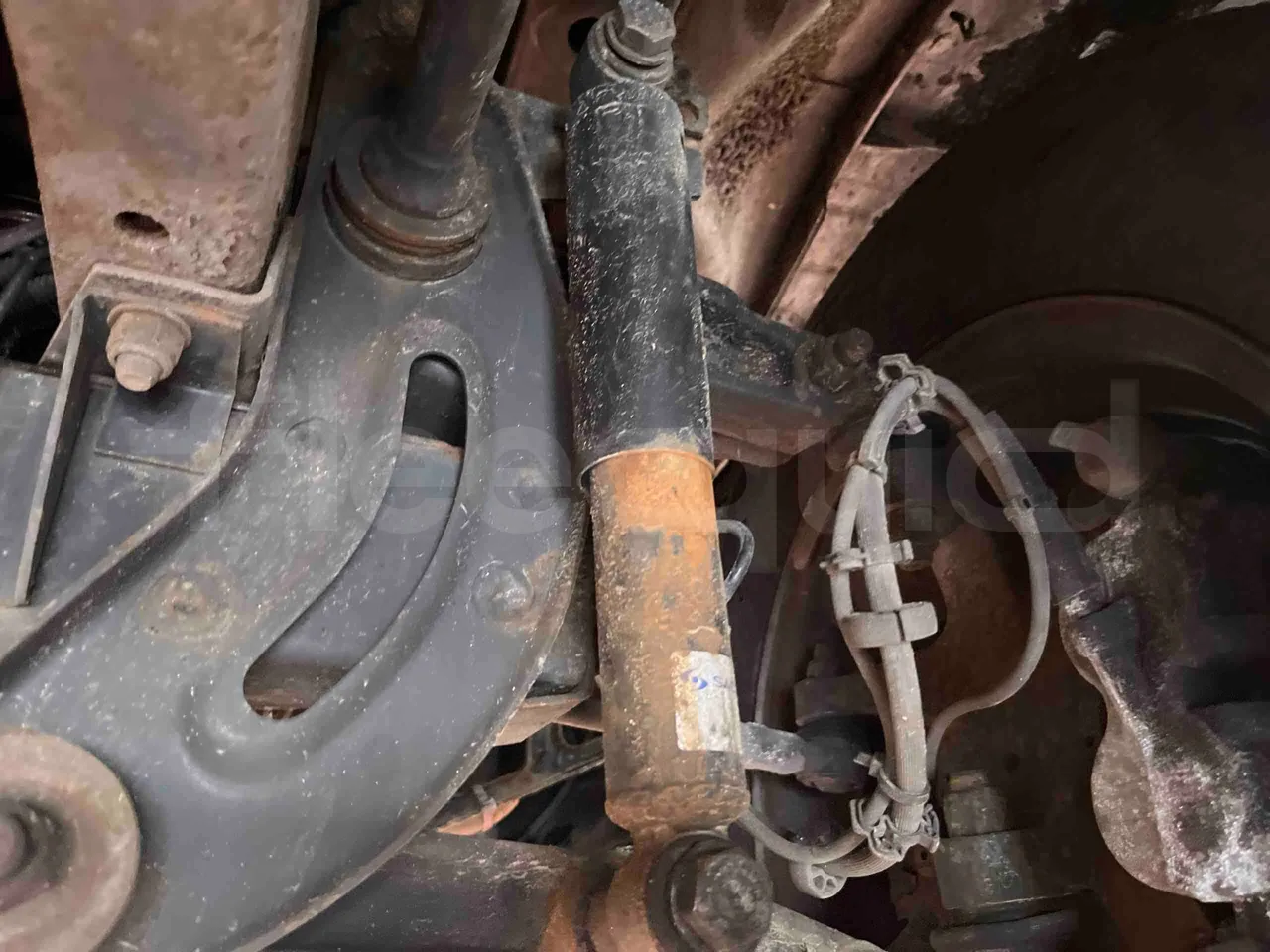 Iveco Daily A50/E4/20/C - Euro4 - 130kW - 6.948mt - front brake calipers right