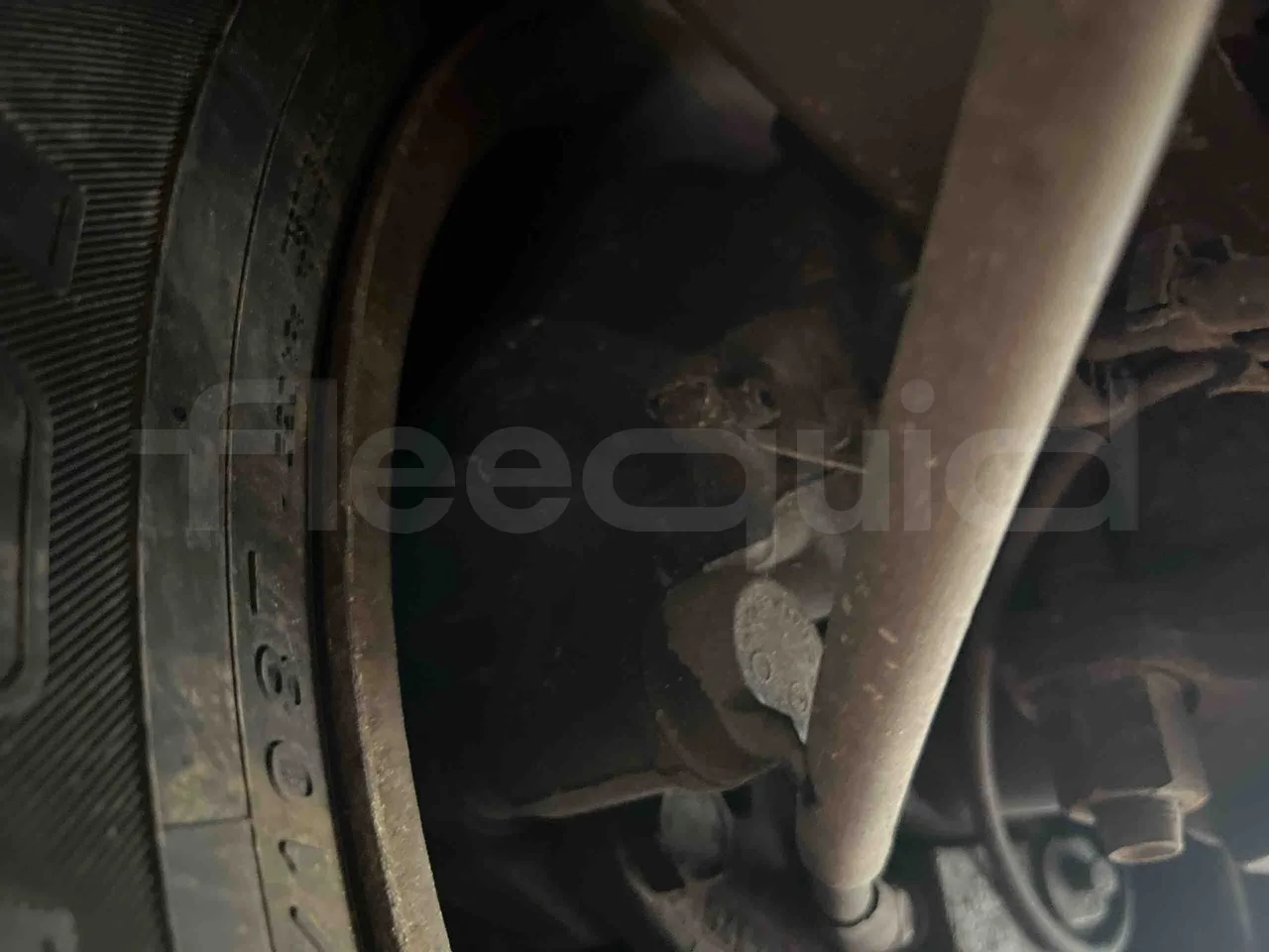 Iveco Daily A50/E4/20/C - Euro4 - 130kW - 6.948mt - central undercarriage photo