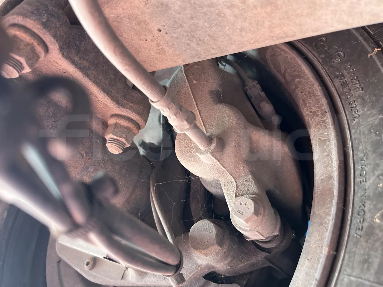 Mercedes-Benz Sprinter 518CDI f 50 - EUR4 - 135kW - 7.345m Tomassini - axle 2 caliper brakes left