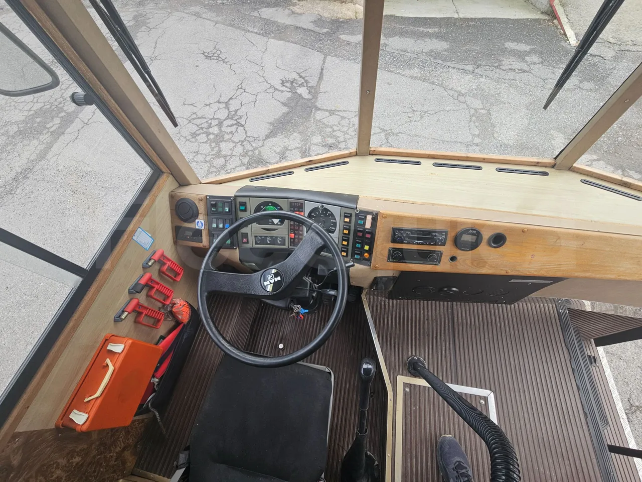 Man 11.220 Intercar Greeny / Euro2 - 162 Kw - 8,820 Mt - buttons panels on (mandatory for bus to scrap)