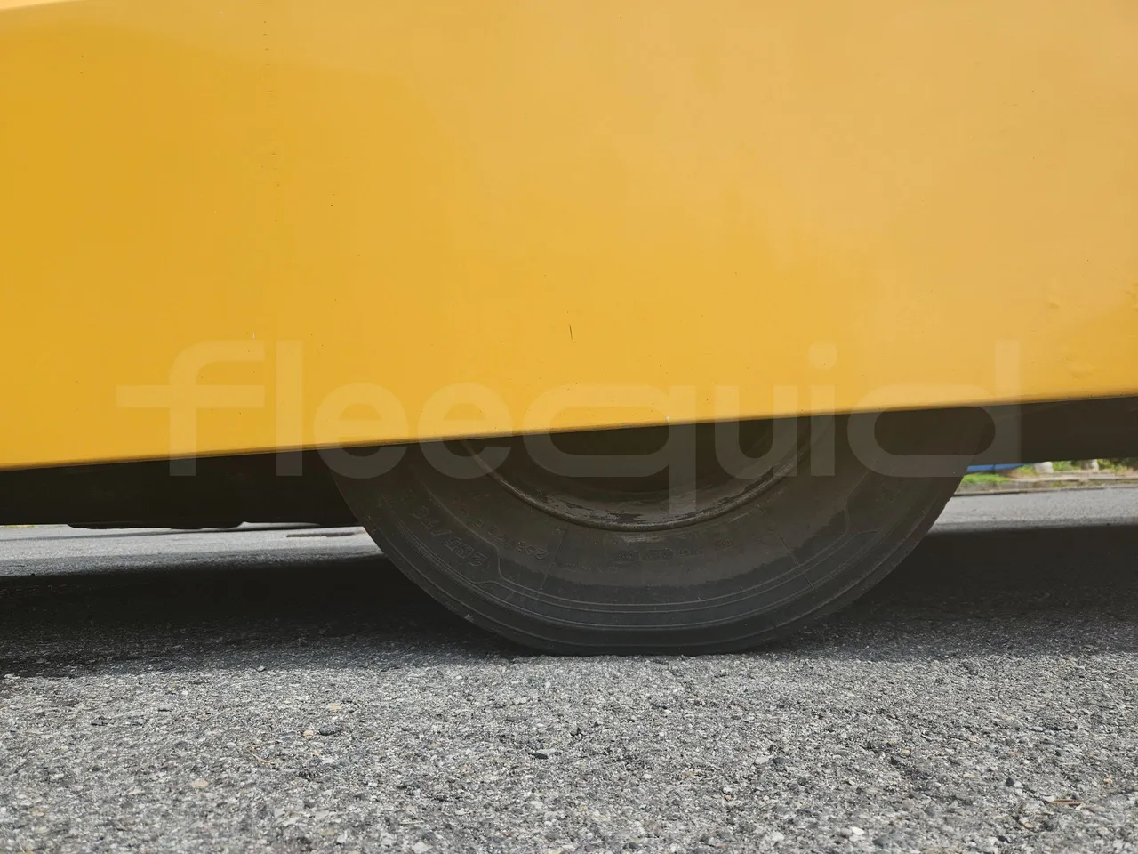 Man 11.220 Intercar Greeny / Euro2 - 162 Kw - 8,820 Mt - rear left tire photo