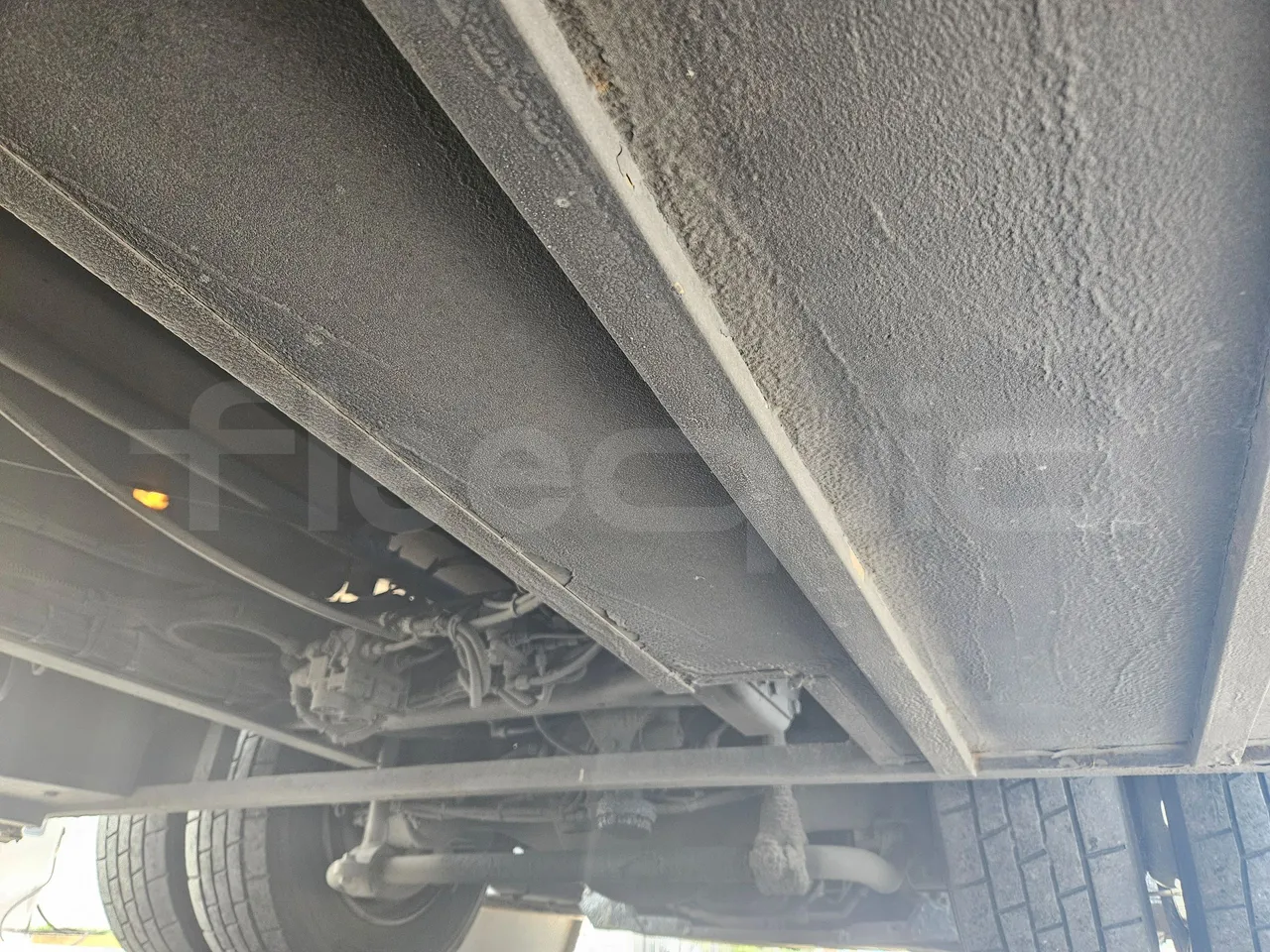 Man 11.220 Intercar Greeny / Euro2 - 162 Kw - 8,820 Mt - central undercarriage photo