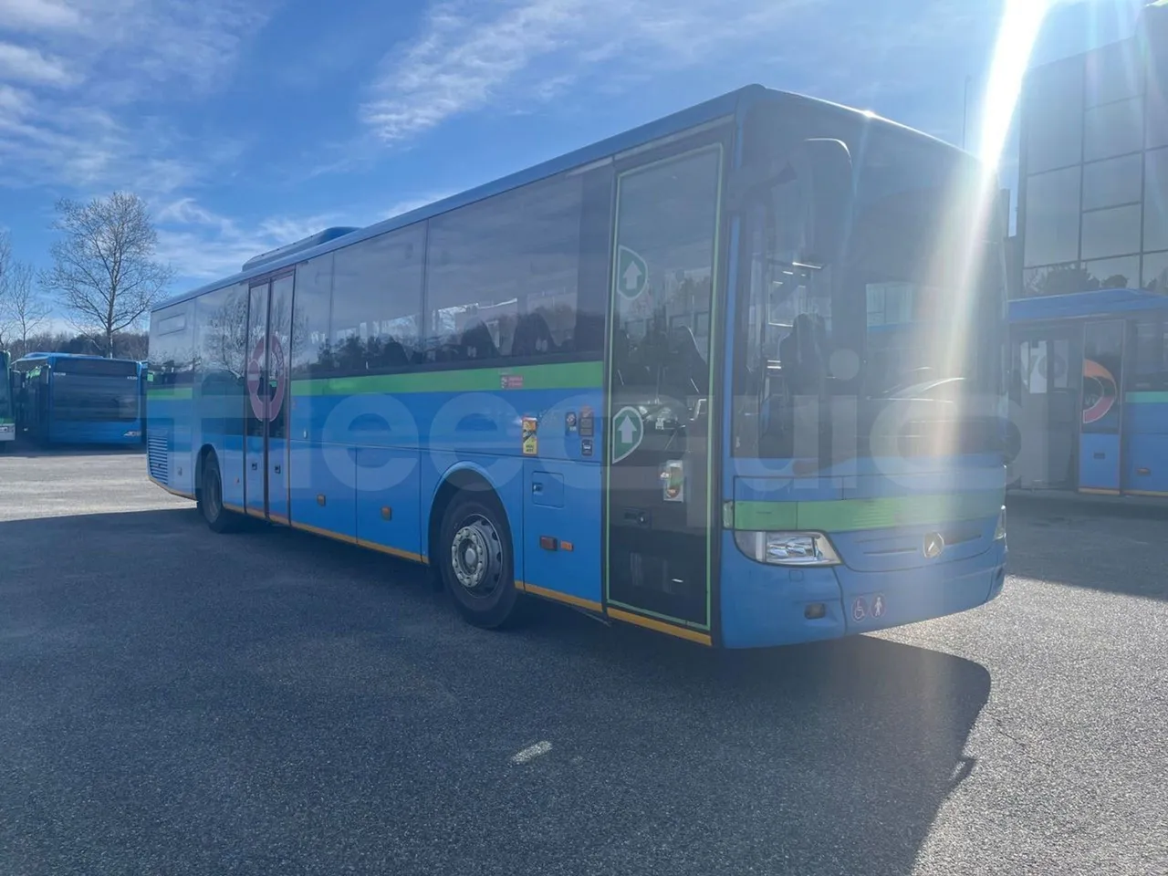 Mercedes-Benz Integro E5 4 - Euro5 - 220kW - 12.140mt - 3/4 front right doors