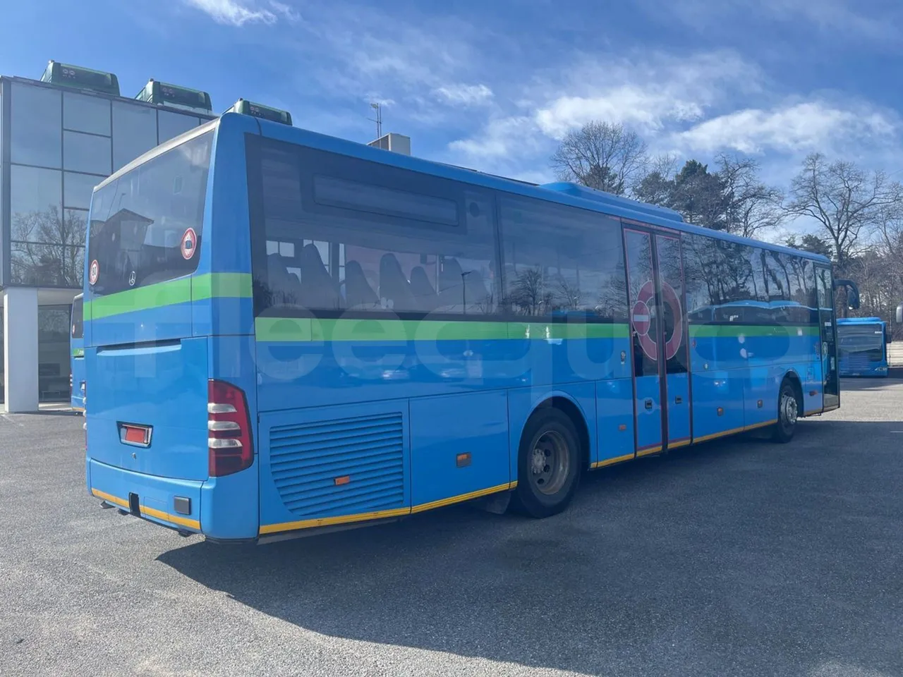 Mercedes-Benz Integro E5 4 - Euro5 - 220kW - 12.140mt - 3/4 right rear doors closed