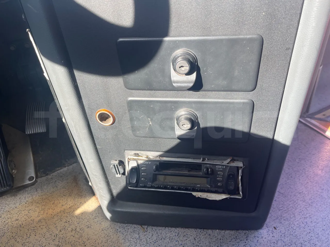 Mercedes-Benz Integro E5 4 - Euro5 - 220kW - 12.140mt - radio accessories photo