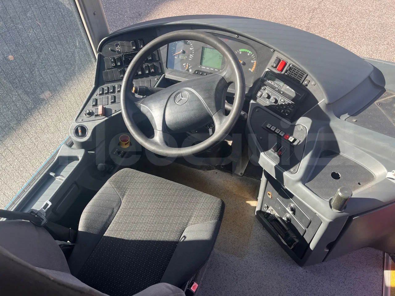 Mercedes-Benz Integro E5 4 - Euro5 - 220kW - 12.140mt - buttons panels on