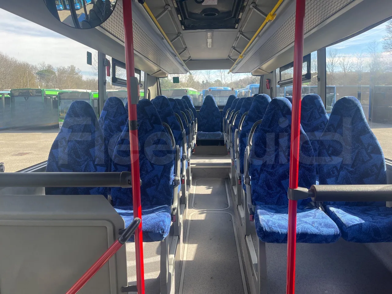 Mercedes-Benz Integro E5 4 - Euro5 - 220kW - 12.140mt - reverse view middle aisle