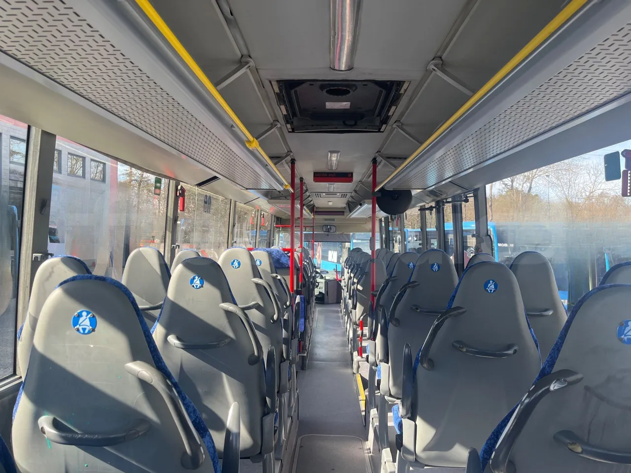 Mercedes-Benz Integro E5 4 - Euro5 - 220kW - 12.140mt - forward view all seats last row height