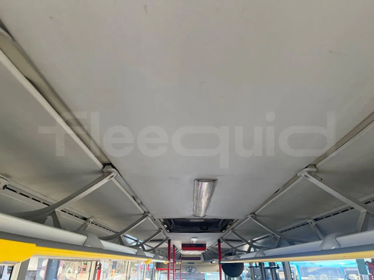 Mercedes-Benz Integro E5 4 - Euro5 - 220kW - 12.140mt - overhead compartments photo