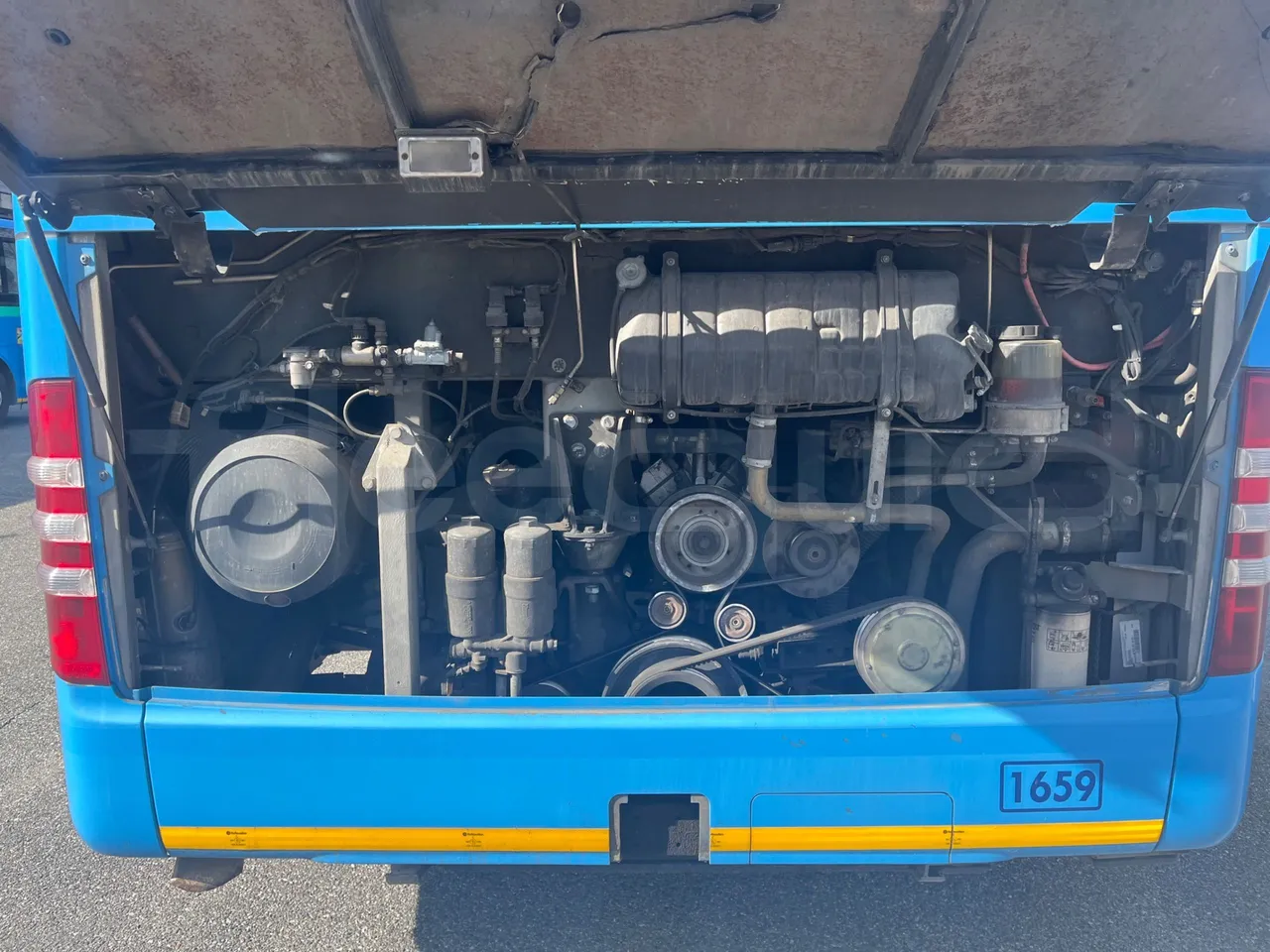 Mercedes-Benz Integro E5 4 - Euro5 - 220kW - 12.140mt - rear hatch open