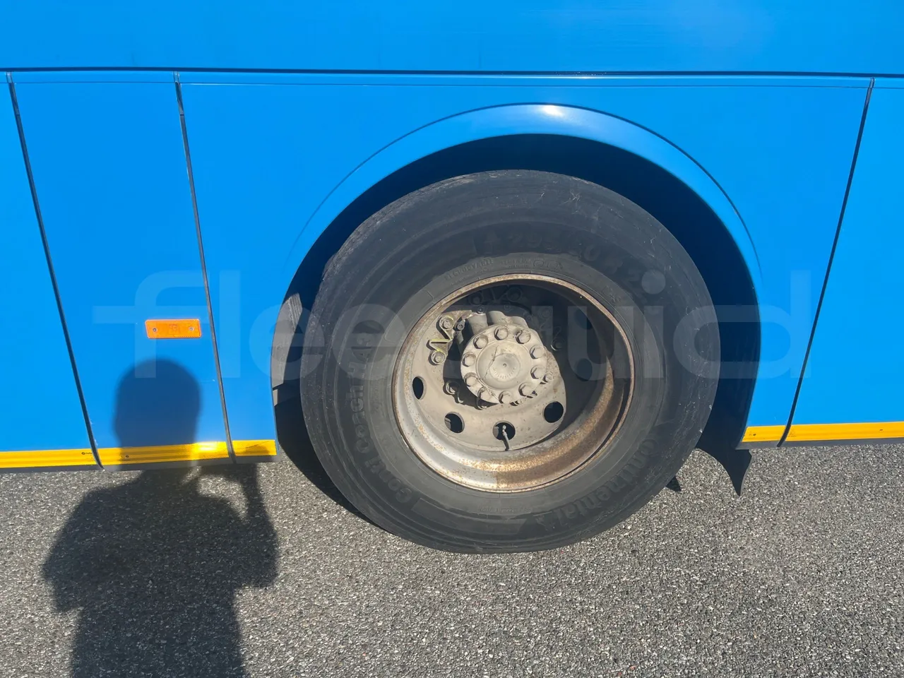 Mercedes-Benz Integro E5 4 - Euro5 - 220kW - 12.140mt - rear left tire photo